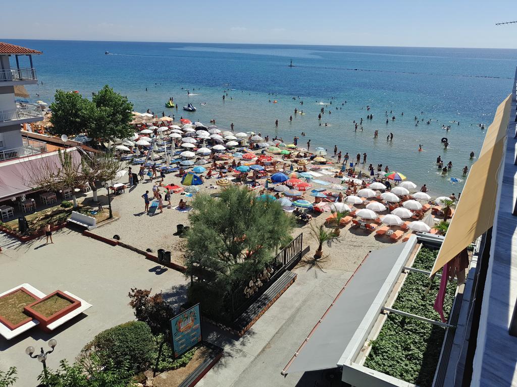 Studio Just On The Beach Paralía エクステリア 写真
