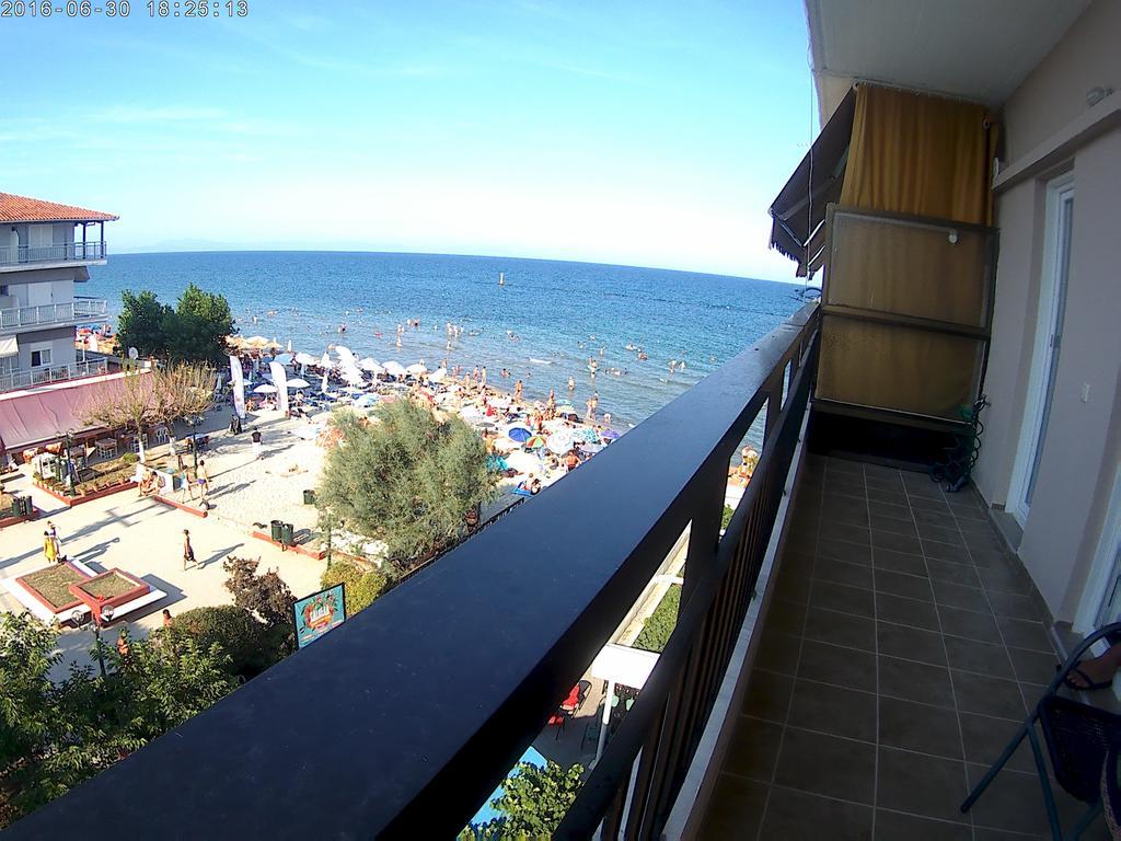 Studio Just On The Beach Paralía エクステリア 写真