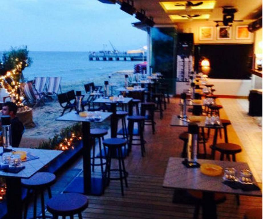 Studio Just On The Beach Paralía エクステリア 写真