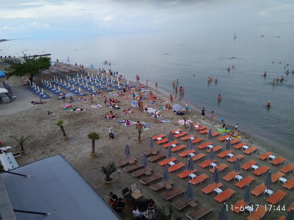 Studio Just On The Beach Paralía エクステリア 写真
